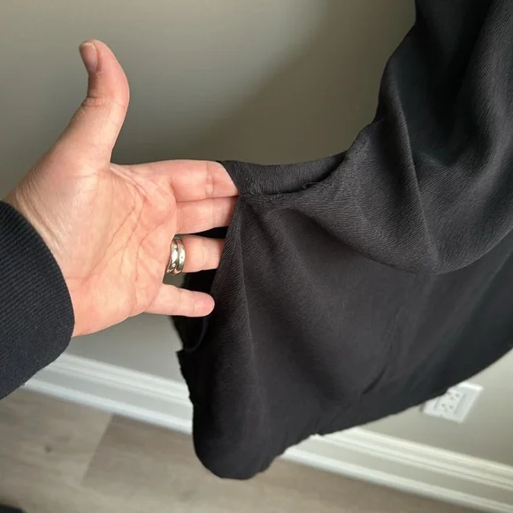 Cover Up - Picture 3 of 6